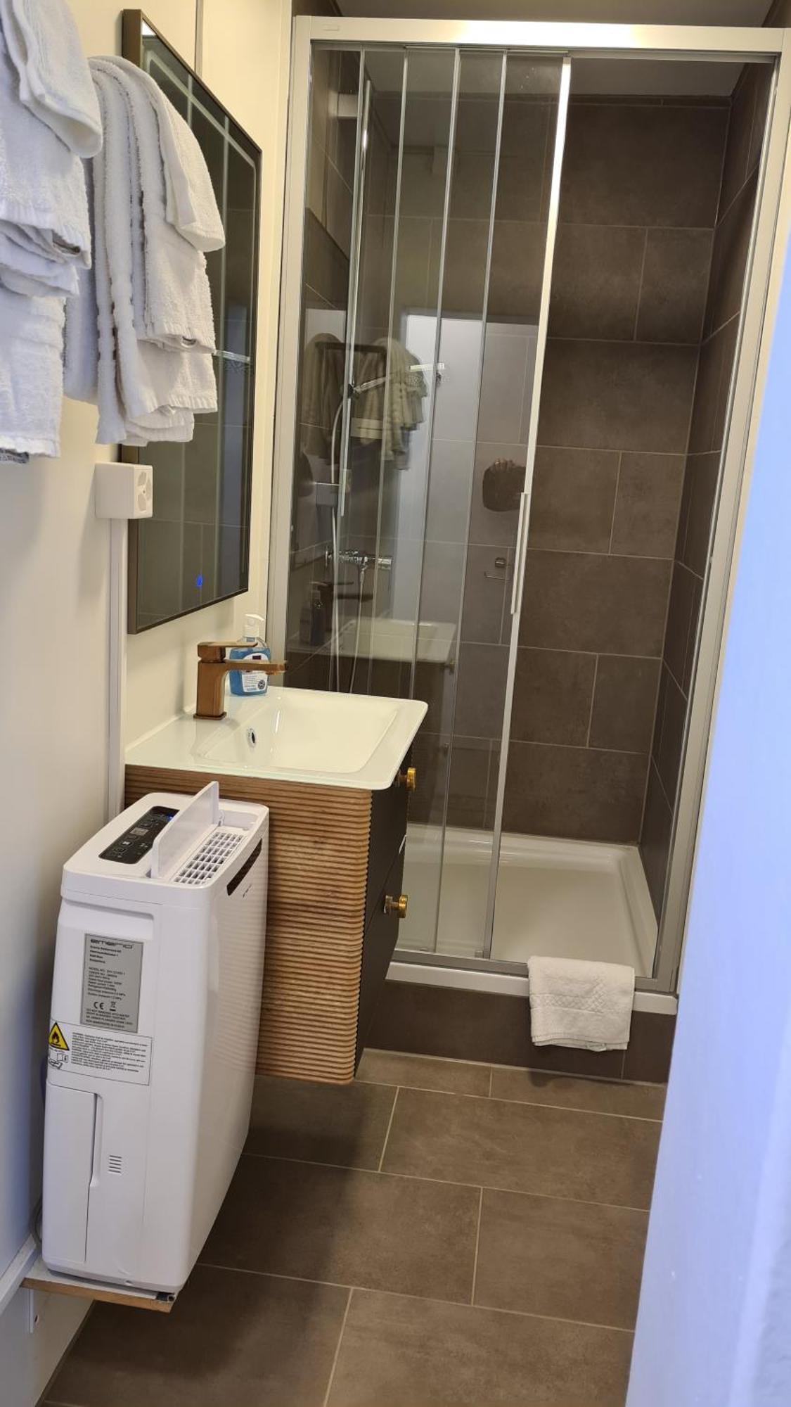 Swiss Holiday Apartments Шпиц Екстериор снимка